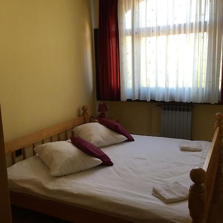 Room Bonaca Ogulin Bagian luar foto