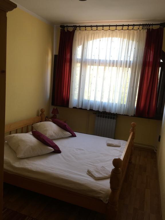 Room Bonaca Ogulin Bagian luar foto