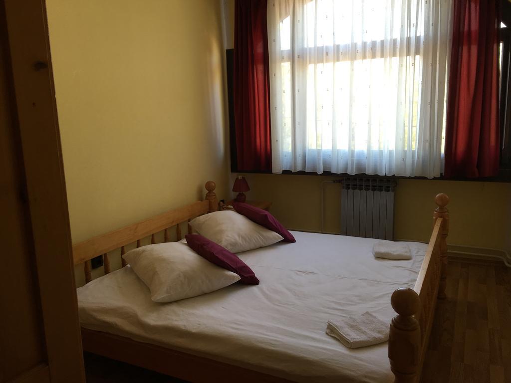 Room Bonaca Ogulin Bagian luar foto